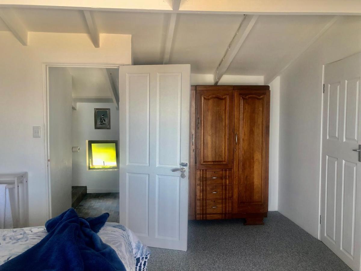 Ollava Guesthouse Simonʼs Town Dış mekan fotoğraf