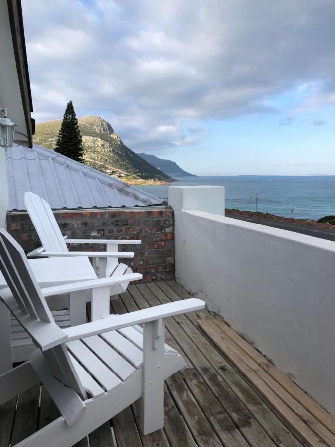 Ollava Guesthouse Simonʼs Town Dış mekan fotoğraf