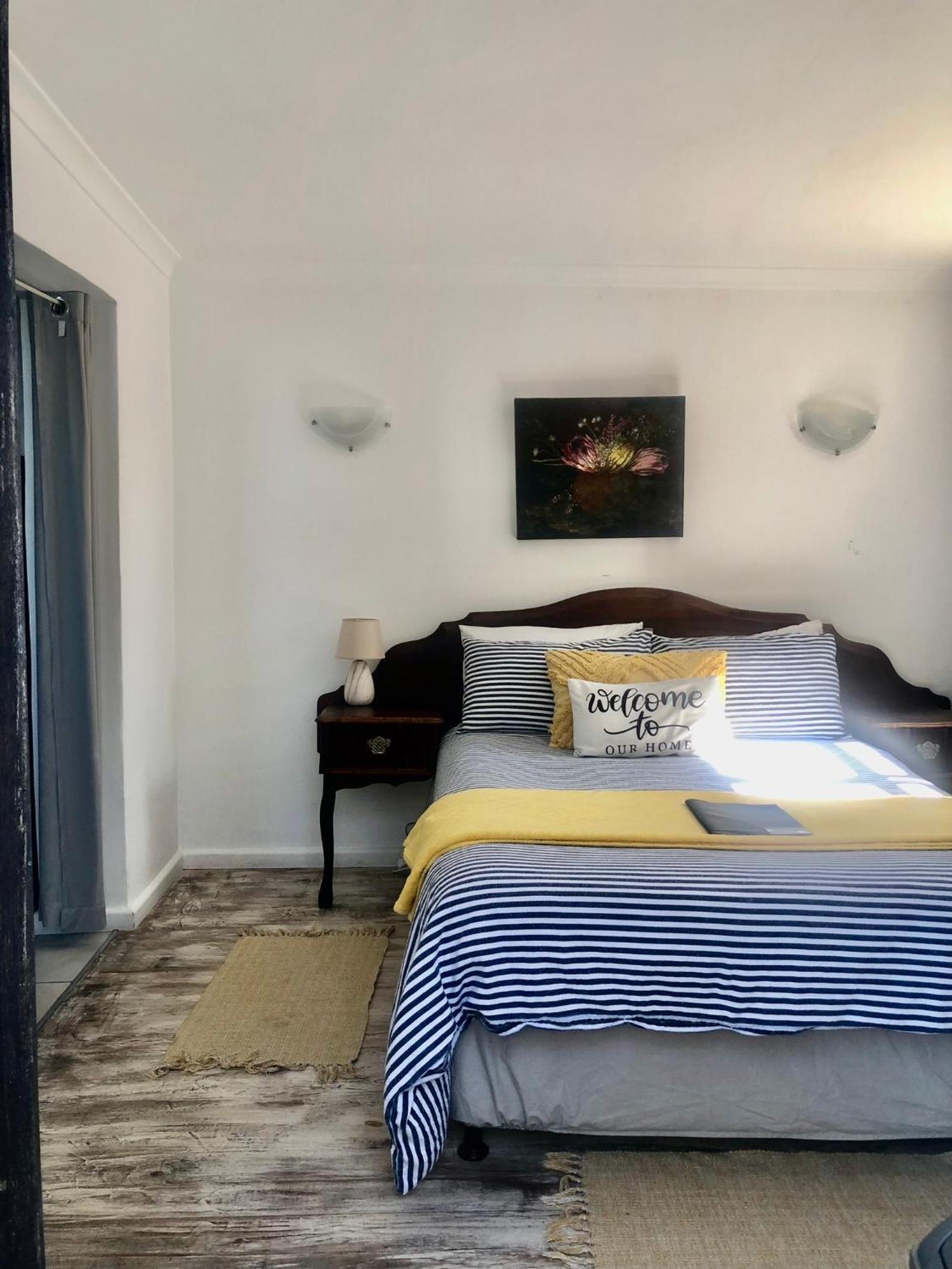 Ollava Guesthouse Simonʼs Town Dış mekan fotoğraf