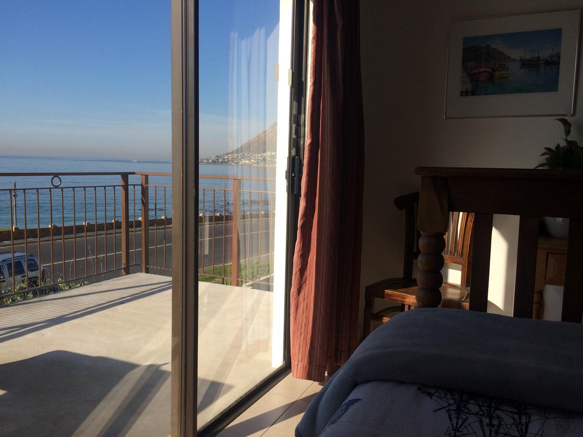 Ollava Guesthouse Simonʼs Town Dış mekan fotoğraf